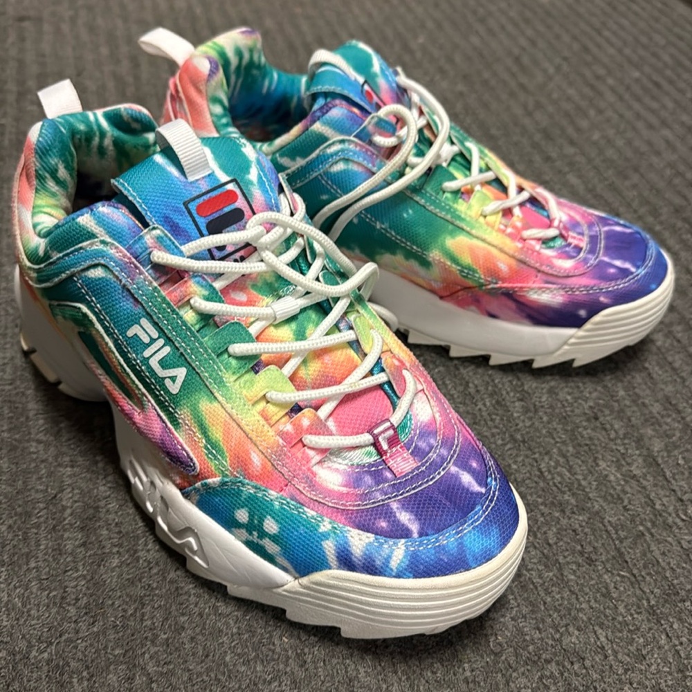 Fila Disruptor II Rainbow Tie Dye Sneakers. Size 9